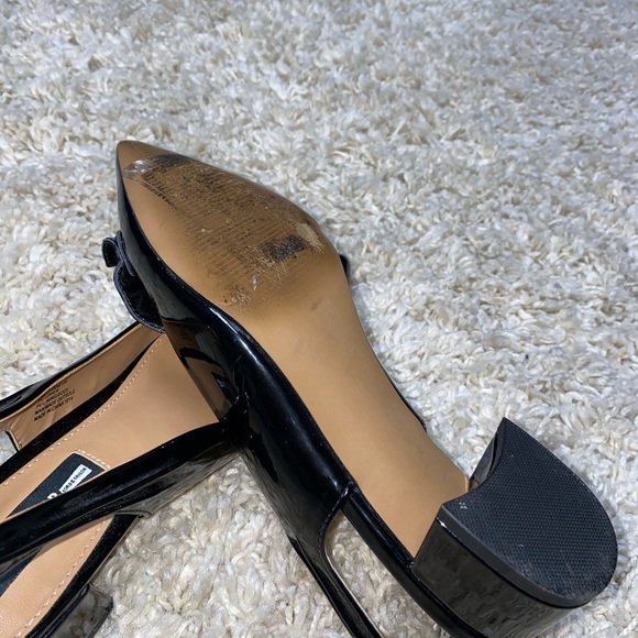 Black Patent Leather Pointed Hoe Kitten Block Heel - Picture 4 of 5